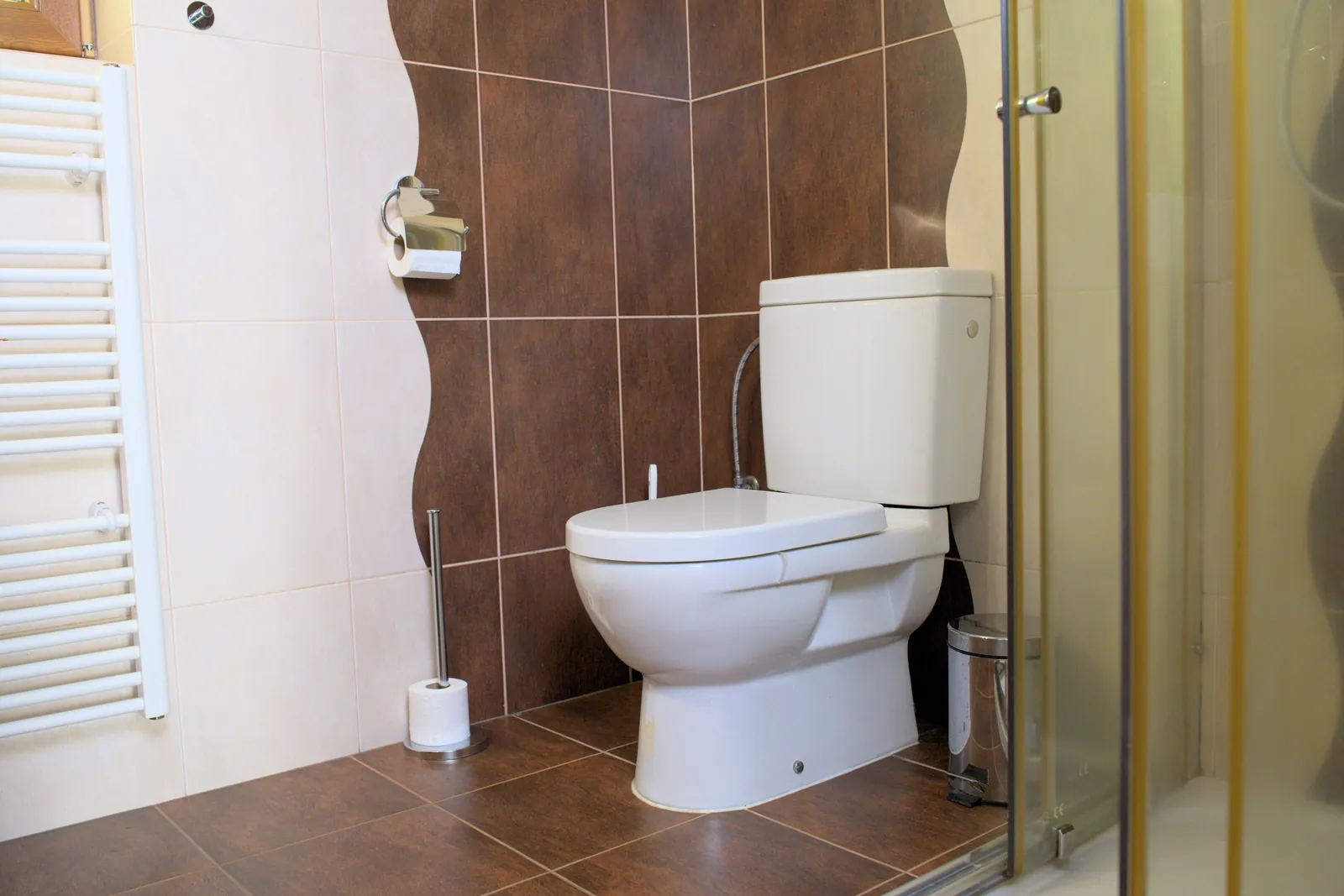 Koupelna Apartmánu 2 se sprchovým koutem